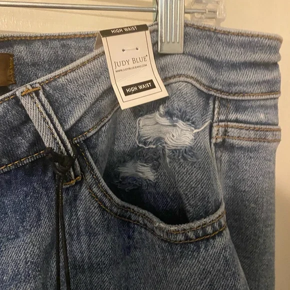 Judy Blue High-Rise Dad Jean Distressed Cris Cross
Waistband Light Wash - Picture 10 of 16